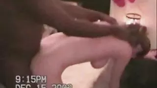 Loira chupa através da pornor com velha parede espiando Pau