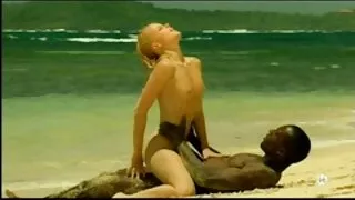 A vídeo de pornô das coroas mais gostosas rapariga e o namorado foderam depois da massagem