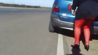 Mulher com pau na boca perfeitamente executa Boquete filmes pornôs coroas