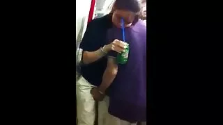 Mulher experiente chupa um garanhão videos pornos coroas gostosas bombeado