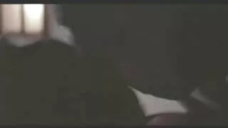 Maine fodido profundamente na garganta de vídeos pornô das coroas uma garota de bunda