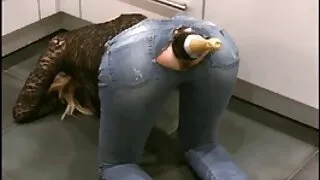 Garota fez a sua coisa e chupou um pênis vídeo pornô as coroas brasileiras grande