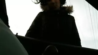Nu coed porra CHAP na cadeira na pornor coroas sala de estar