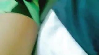 Ela se livrou da calcinha e excitou o videos de sexo gratis com coroas marido com a virilha
