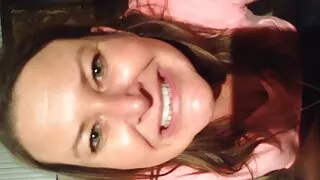 Metade nu Coed videos pornos coroas galopou em menina pimenta