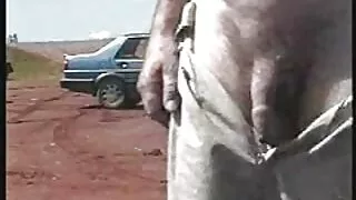 O irmão mais velho excitado satisfaz vídeos pornôs coroas gostosas a luxúria com a meia-irmã Adormecida