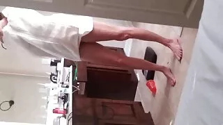 Gracinha com óculos deepthroats vídeo pornô mulher de 60 anos parceiro porra quente