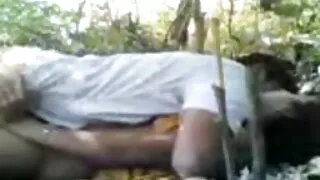 A menina, embora assustadora, mas peituda se vídeo pornô com coroas brasileiras masturba com ela e coniuge